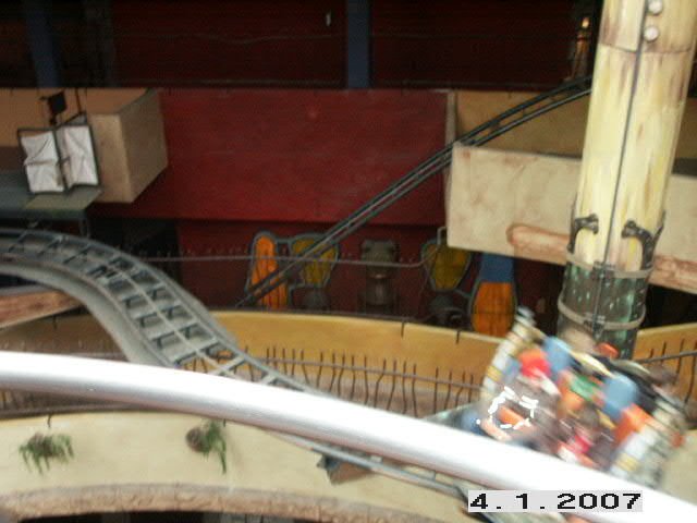 upic122305