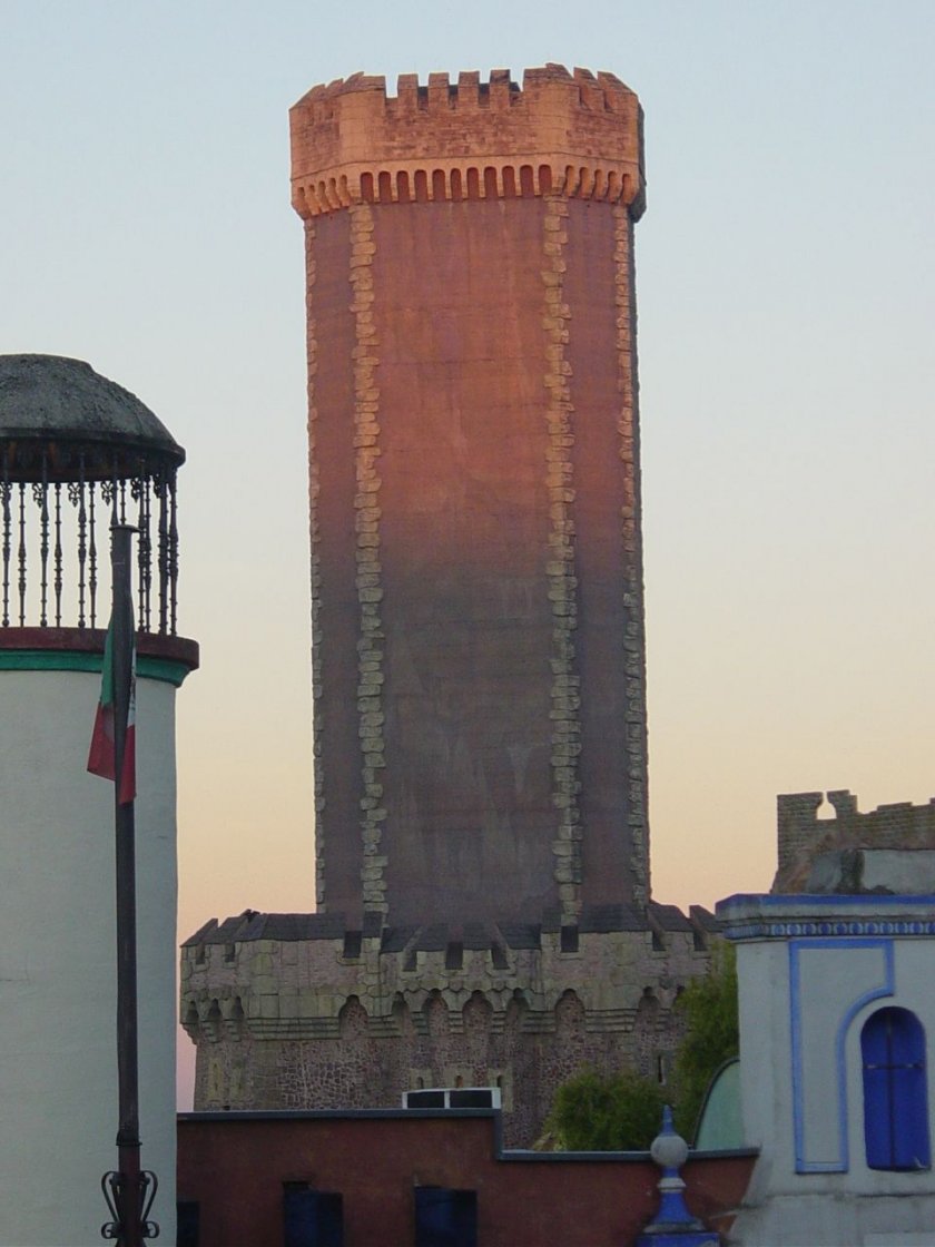 upic185571