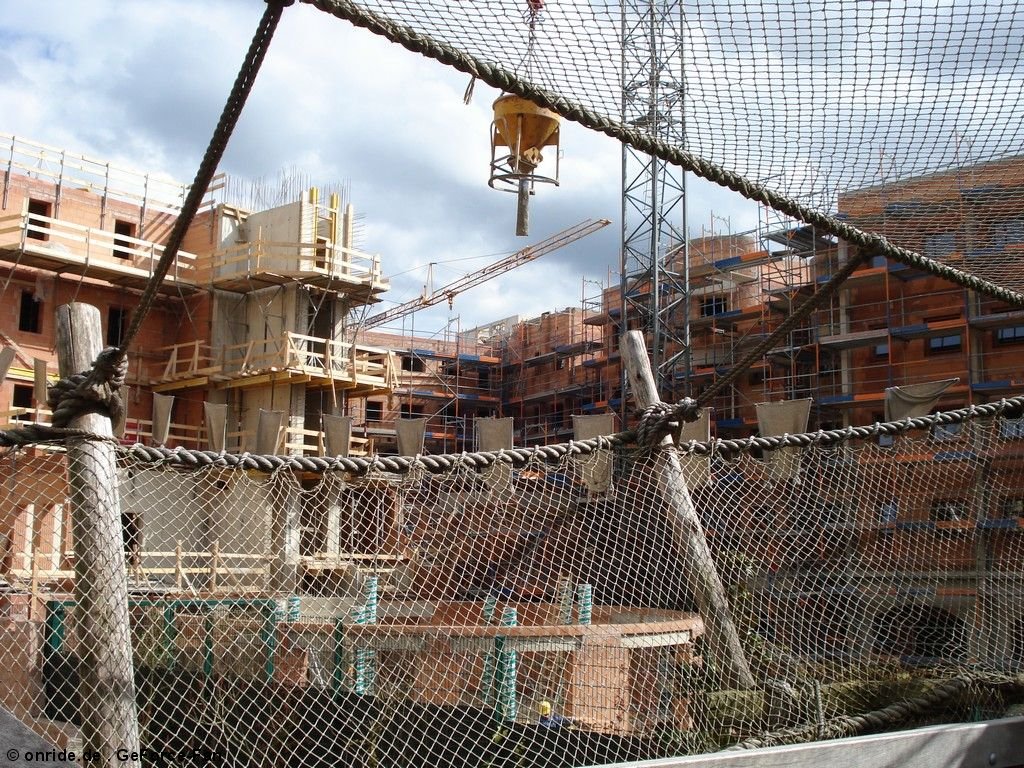 upic225800