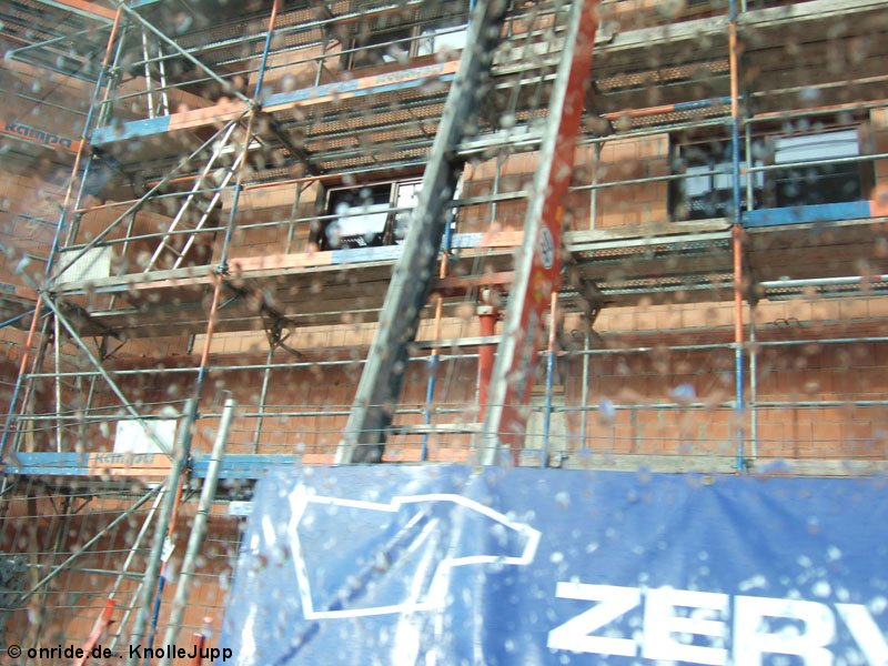 upic230241