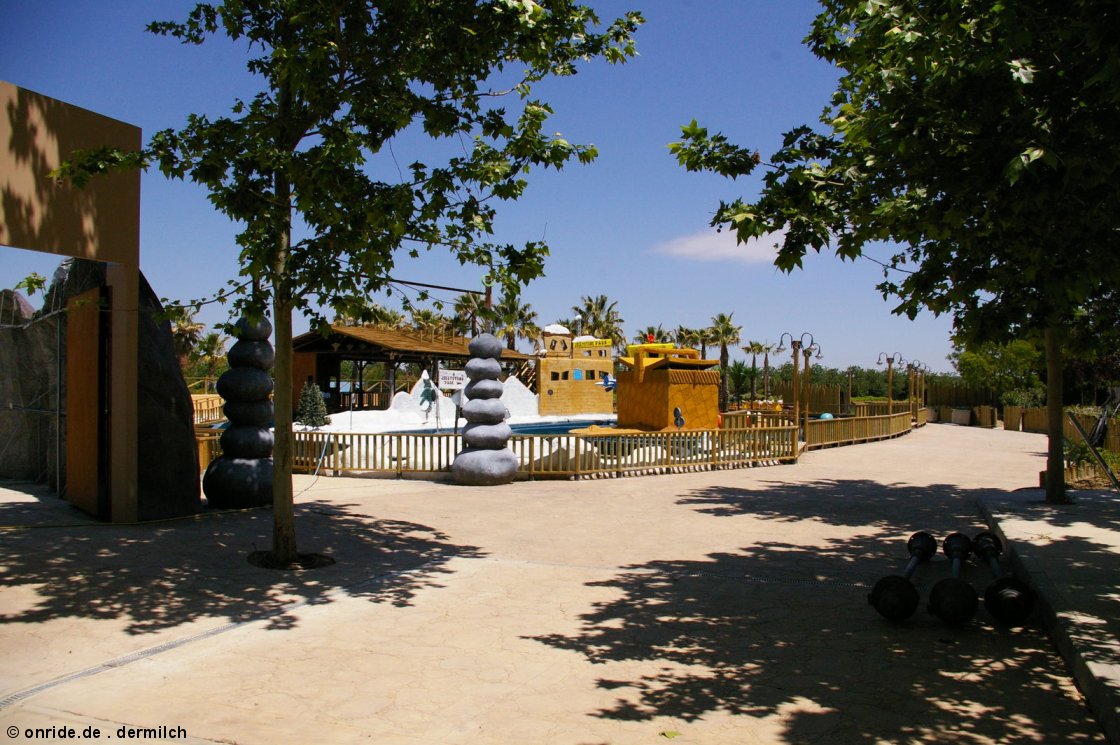 upic247543