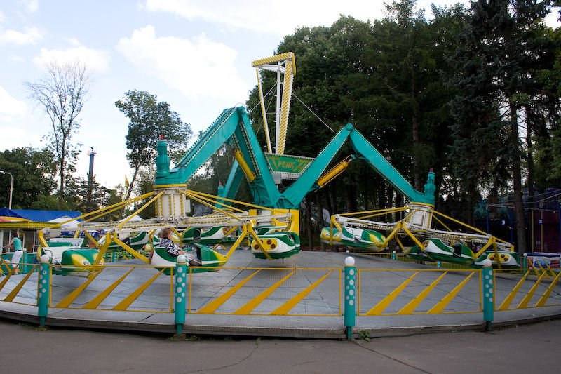 upic270451