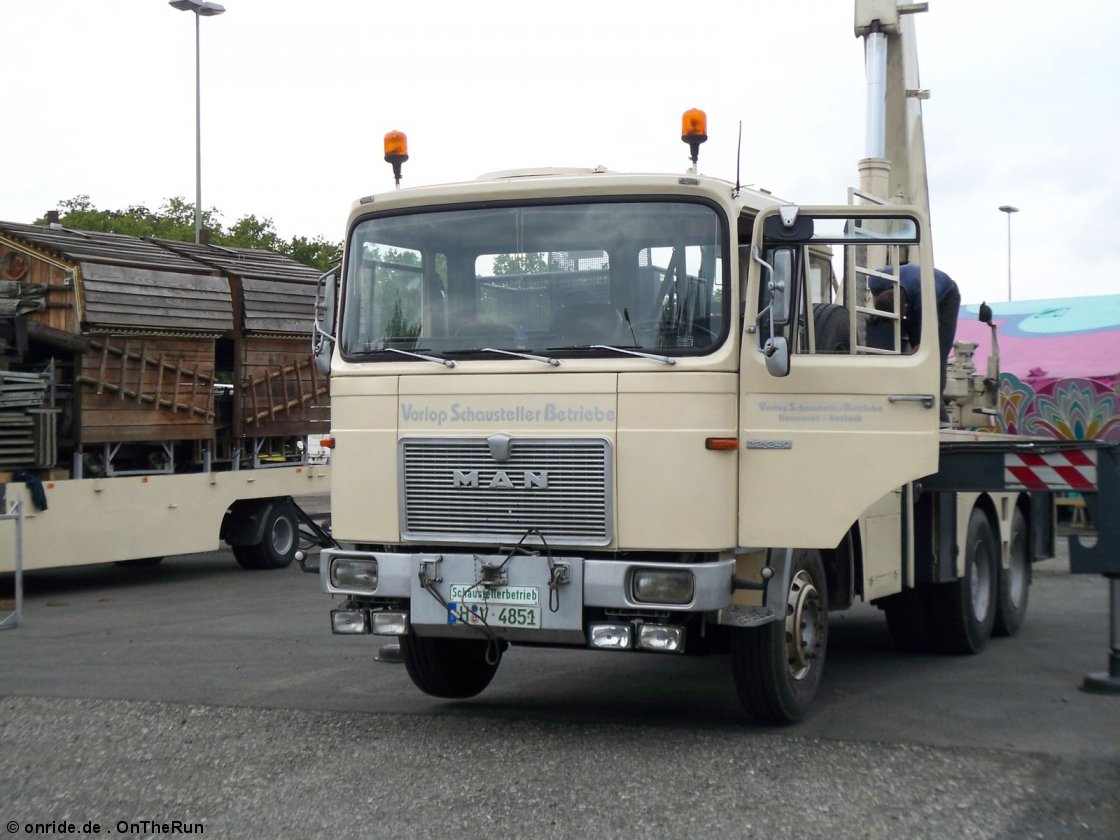 upic278058