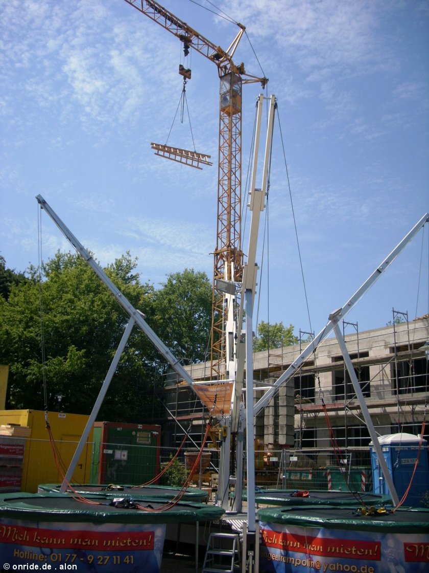 upic306003