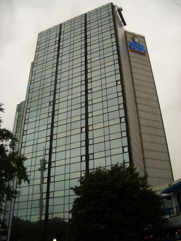upic32757