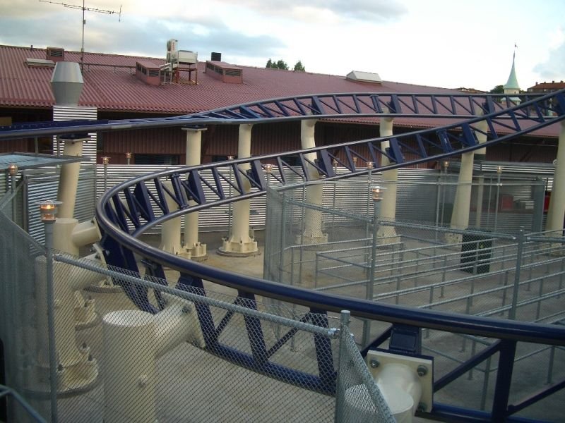 upic32794