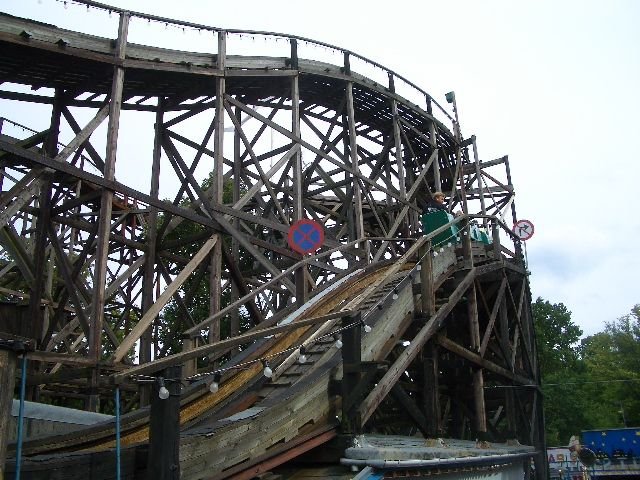 upic32807