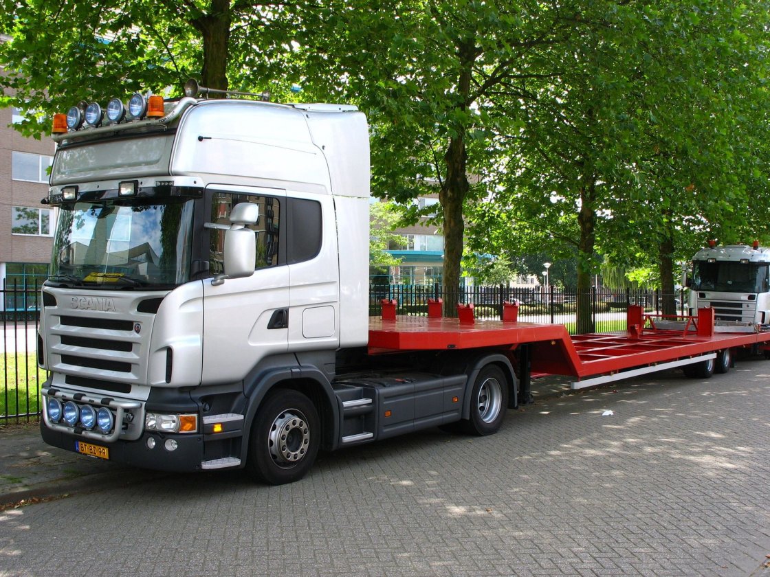 upic356075