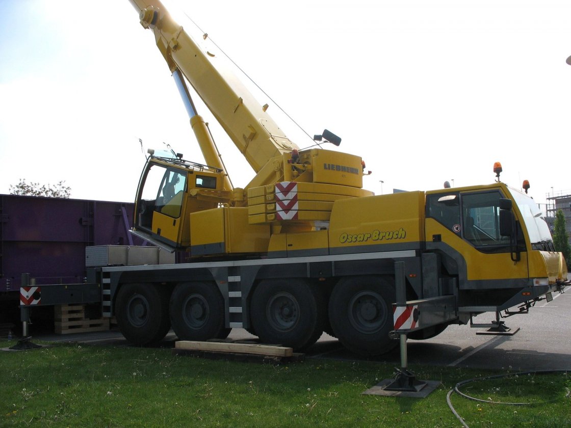 upic358673