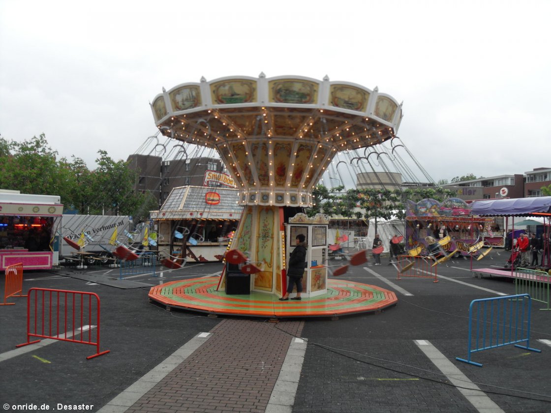 upic360819