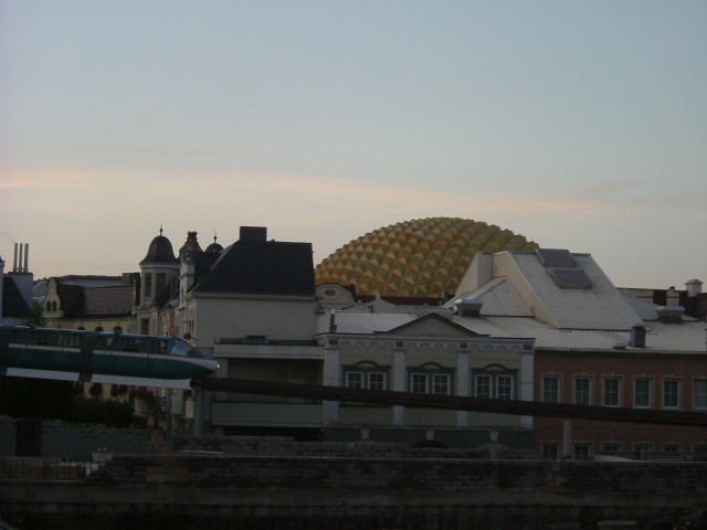 upic38392