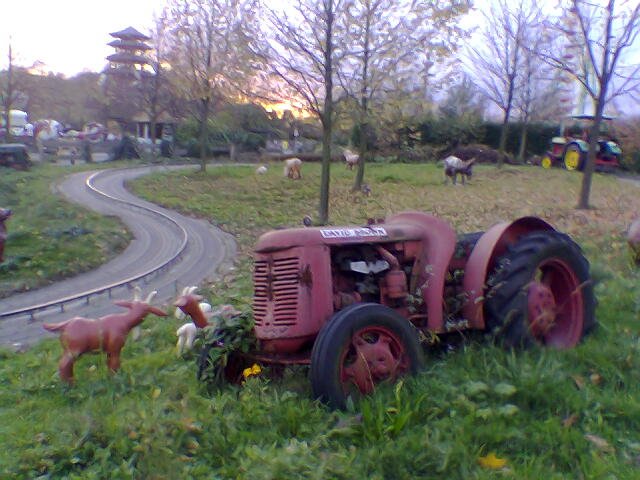 upic44587