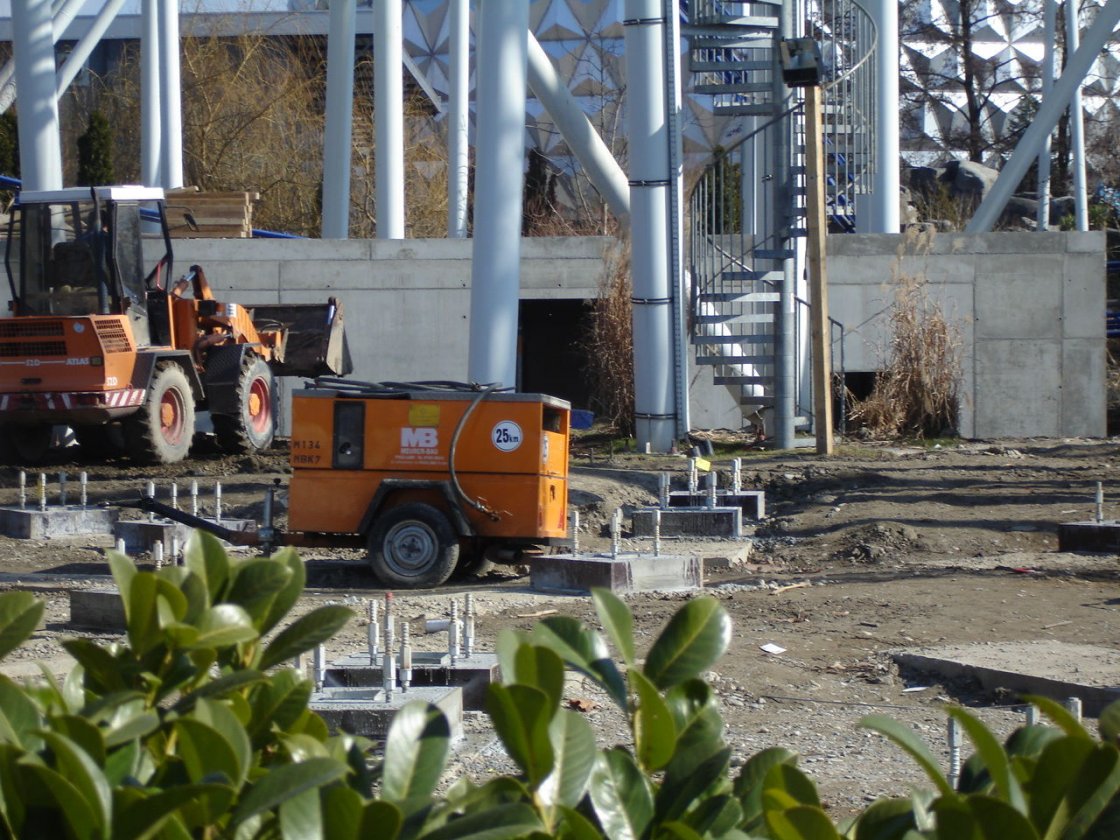 upic59077