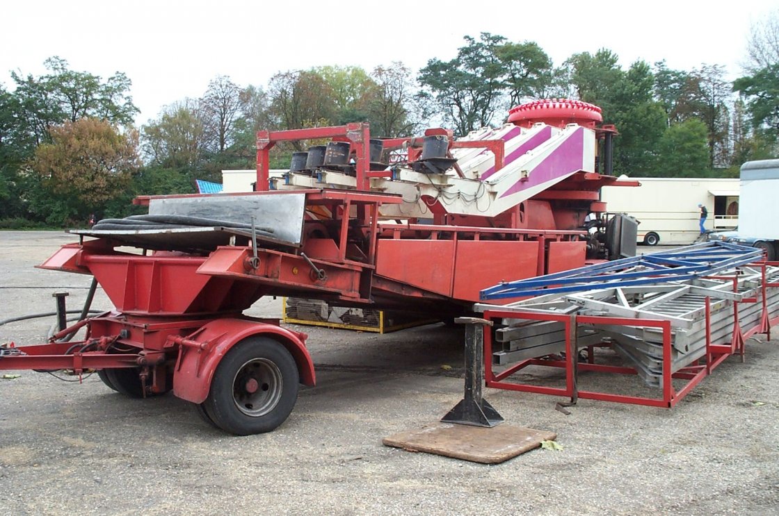 upic74480