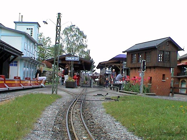 upic75694