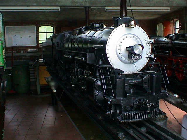 upic75708
