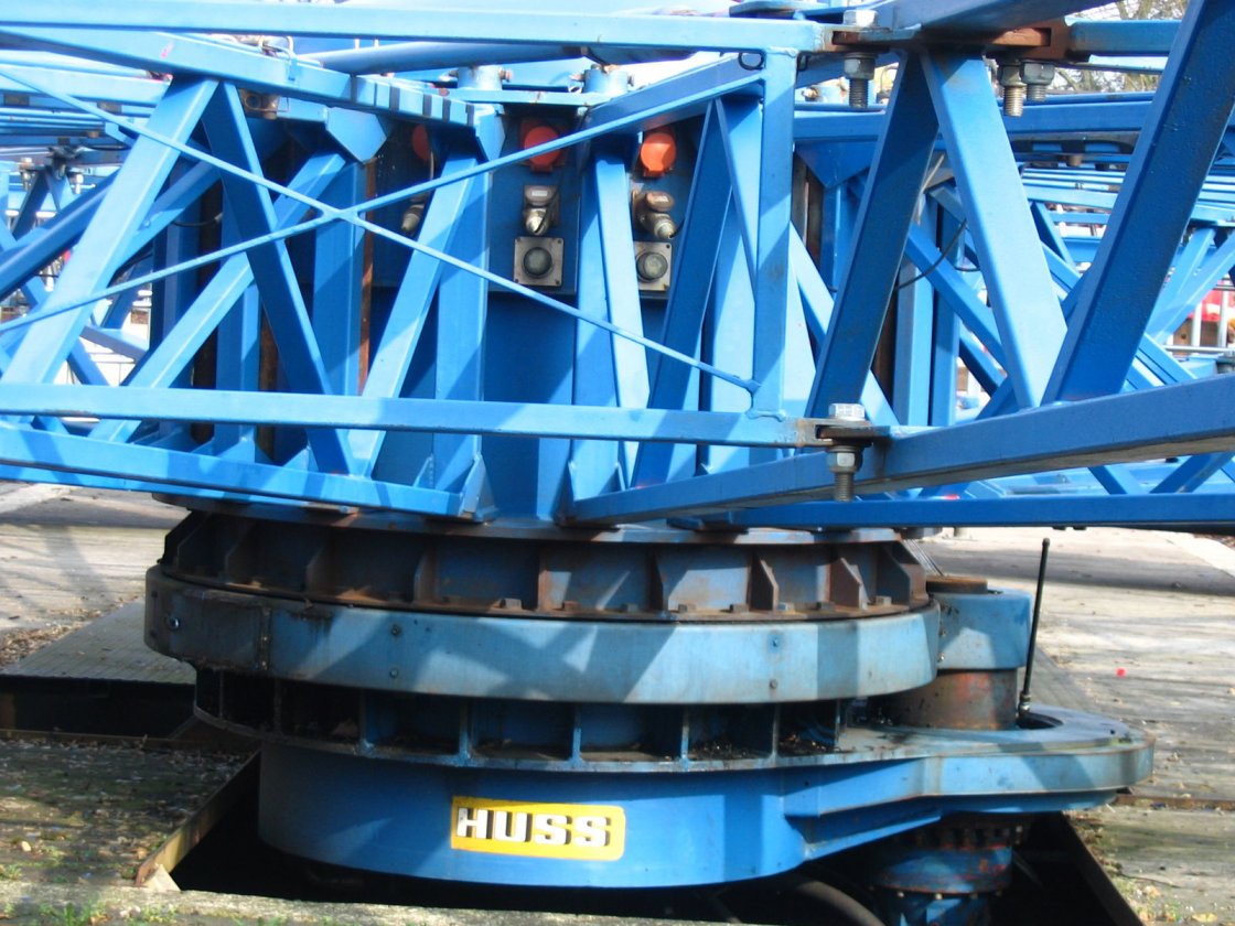 upic9240