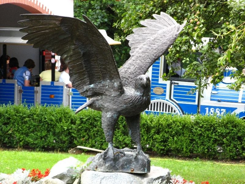 upic97740